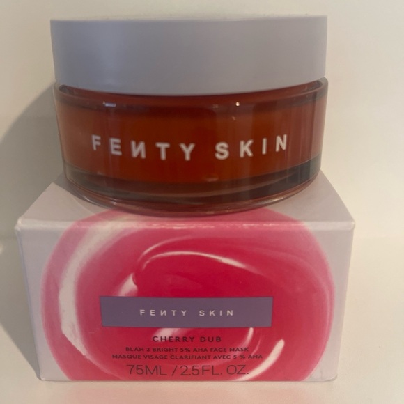FENTY SKIN by Rhianna Cherry Dub BLAH 2 BRIGHT 5% AHA Face Mask 2.5 oz NEW - Picture 1 of 2
